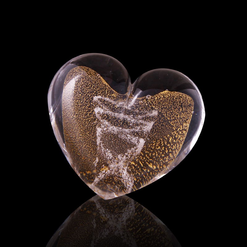 Golden Heart Krystal Skulptur Med Aske Og Guld